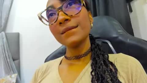 Snapshot of angelinamurphy chatting on May 16, 2026, 3:47 am AngelinaMurphy online show from May 16, 2026, 3:47 am