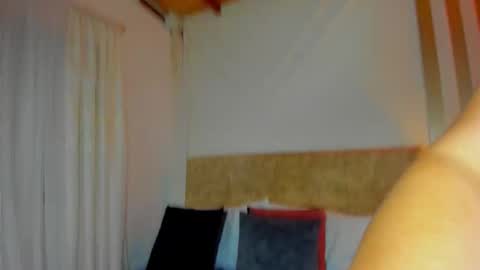 angelinarouse_ online show from November 4, 2025, 3:05 am