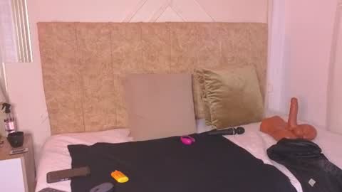 Snapshot of angelinarouse_ chatting on June 21, 2026, 3:58 pm angelinarouse_ online show from June 21, 2026, 3:58 pm