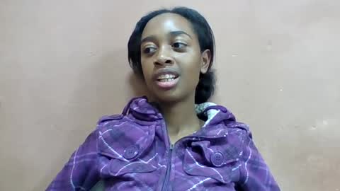 Snapshot of angeline221173 chatting on July 25, 2026, 7:39 am angeline221173 online show from July 25, 2026, 7:39 am
