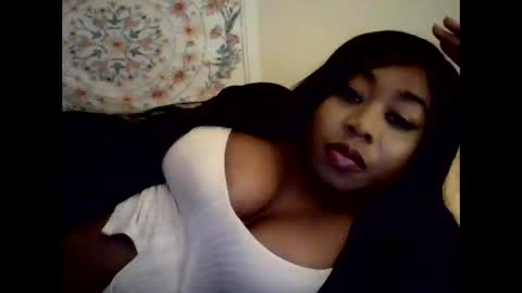 angeliquebelcaliz online show from October 14, 2025, 11:05 pm