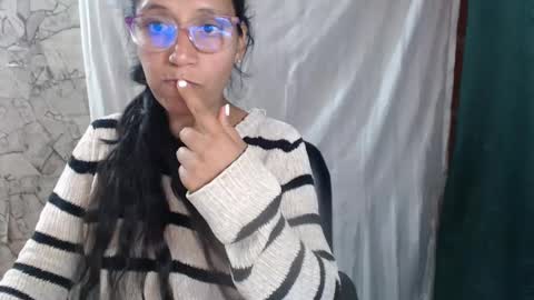 angela online show from September 16, 2025, 2:01 am