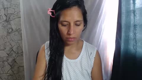 angela online show from October 8, 2025, 5:54 pm