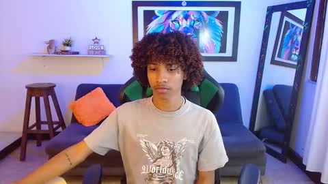 Snapshot of angell18_ chatting on October 28, 2025, 9:28 pm Angel online show from October 28, 2025, 9:28 pm