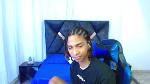 Snapshot of angell18_ chatting on June 22, 2026, 9:01 pm Angel online show from June 22, 2026, 9:01 pm