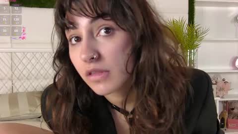 Snapshot of angellacox chatting on April 8, 2026, 6:35 am angellacox online show from April 8, 2026, 6:35 am