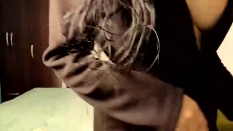  ANGELA ISABELLA  online show from January 9, 2026, 12:19 pm