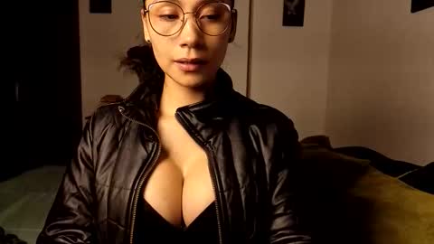  ANGELA ISABELLA  online show from January 11, 2026, 12:59 am