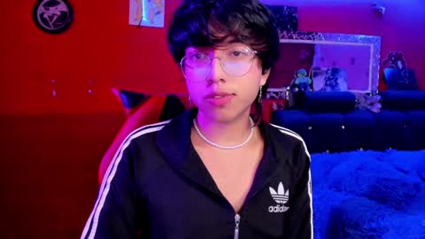 Snapshot of angellonfire chatting on December 14, 2024, 12:33 pm Angel online show from December 14, 2024, 12:33 pm