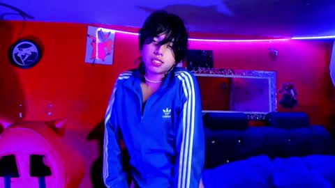 Snapshot of angellonfire chatting on January 27, 2025, 8:18 am Angel online show from January 27, 2025, 8:18 am