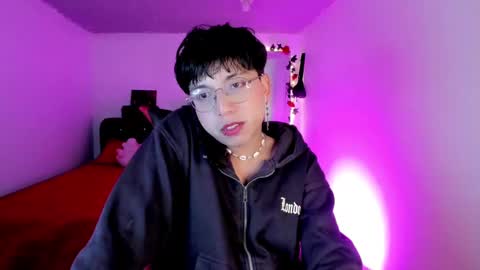 Snapshot of angellonfire chatting on October 30, 2025, 2:24 am Angel online show from October 30, 2025, 2:24 am