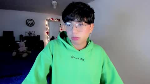 Snapshot of angellonfire chatting on February 4, 2026, 2:28 am Angel online show from February 4, 2026, 2:28 am