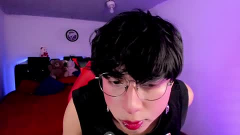 Angel  online show from June 7, 2026, 5:33 am