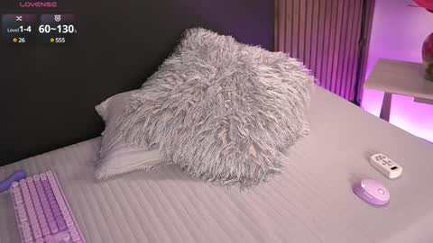 Snapshot of angells_smith chatting on January 13, 2025, 2:00 pm online show from January 13, 2025, 2:00 pm