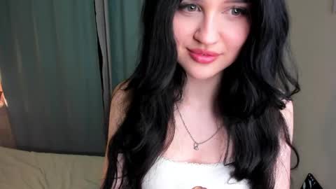 Snapshot of angellvee chatting on May 13, 2026, 8:49 pm angellvee online show from May 13, 2026, 8:49 pm