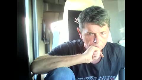 Snapshot of angelo888888 chatting on October 2, 2025, 2:13 pm angelo888888 online show from October 2, 2025, 2:13 pm