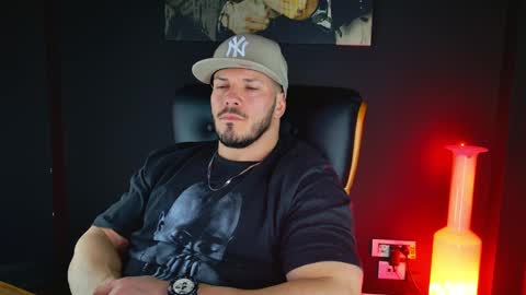 Snapshot of angeloeric chatting on December 7, 2024, 3:08 pm BlackWolf online show from December 7, 2024, 3:08 pm