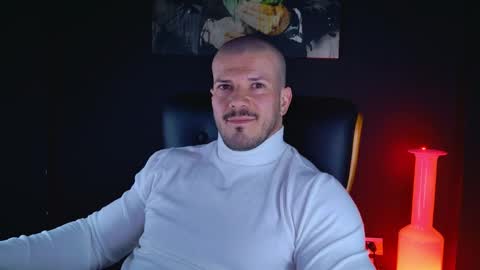 Snapshot of angeloeric chatting on December 9, 2024, 6:25 pm BlackWolf online show from December 9, 2024, 6:25 pm