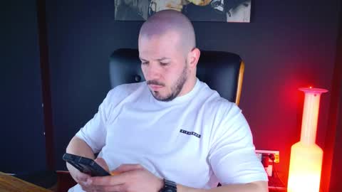 Snapshot of angeloeric chatting on January 7, 2025, 1:24 pm BlackWolf online show from January 7, 2025, 1:24 pm