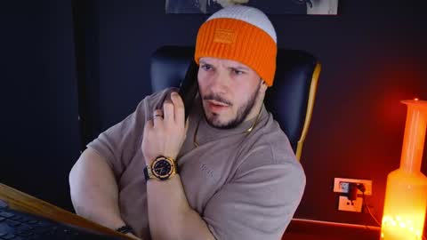 Snapshot of angeloeric chatting on February 2, 2025, 9:51 am BlackWolf online show from February 2, 2025, 9:51 am