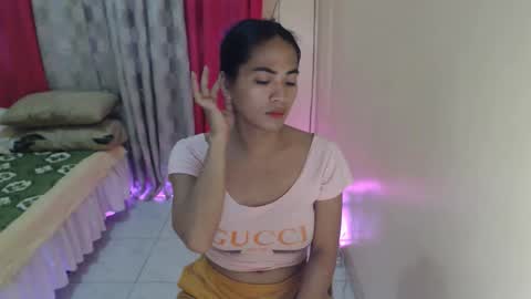 Snapshot of angelofcumx chatting on June 4, 2026, 1:44 am sabina online show from June 4, 2026, 1:44 am