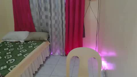 Snapshot of angelofcumx chatting on June 11, 2026, 2:33 am sabina online show from June 11, 2026, 2:33 am
