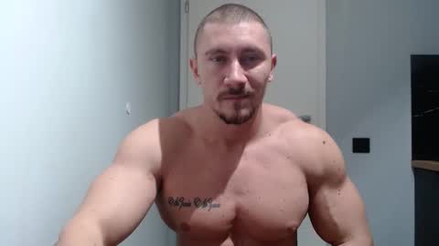 Snapshot of angelofit chatting on December 2, 2024, 4:31 pm ------- SEX SHOW WITH GUYS AND GIRLS MUSCLE SHOW online show from December 2, 2024, 4:31 pm