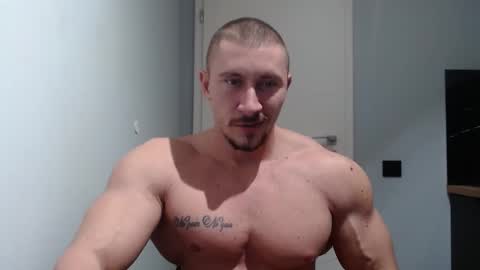 Snapshot of angelofit chatting on December 2, 2024, 7:49 pm ------- SEX SHOW WITH GUYS AND GIRLS MUSCLE SHOW online show from December 2, 2024, 7:49 pm