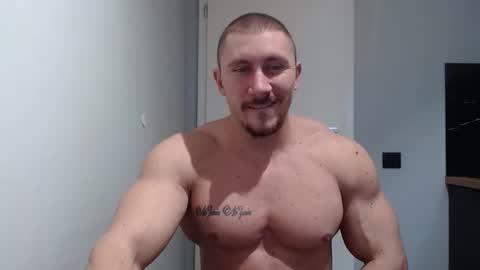Snapshot of angelofit chatting on December 3, 2024, 12:49 pm ------- SEX SHOW WITH GUYS AND GIRLS MUSCLE SHOW online show from December 3, 2024, 12:49 pm