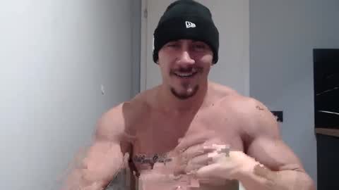 Snapshot of angelofit chatting on December 30, 2024, 9:59 am ------- SEX SHOW WITH GUYS AND GIRLS MUSCLE SHOW online show from December 30, 2024, 9:59 am