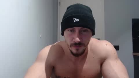 Snapshot of angelofit chatting on January 20, 2025, 7:25 pm ------- SEX SHOW WITH GUYS AND GIRLS MUSCLE SHOW online show from January 20, 2025, 7:25 pm