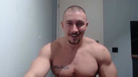 Snapshot of angelofit chatting on January 30, 2025, 6:54 pm ------- SEX SHOW WITH GUYS AND GIRLS MUSCLE SHOW online show from January 30, 2025, 6:54 pm