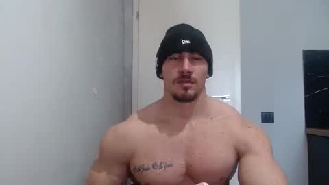 Snapshot of angelofit chatting on February 6, 2025, 10:15 am ------- SEX SHOW WITH GUYS AND GIRLS MUSCLE SHOW online show from February 6, 2025, 10:15 am