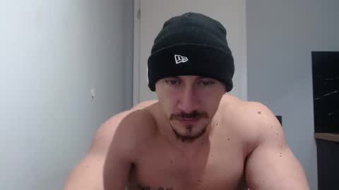 Snapshot of angelofit chatting on February 8, 2025, 12:06 pm ------- SEX SHOW WITH GUYS AND GIRLS MUSCLE SHOW online show from February 8, 2025, 12:06 pm