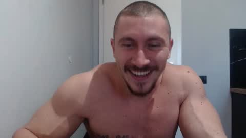 Snapshot of angelofit chatting on February 11, 2025, 12:27 pm ------- SEX SHOW WITH GUYS AND GIRLS MUSCLE SHOW online show from February 11, 2025, 12:27 pm