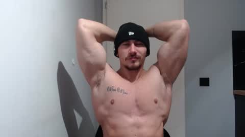 Snapshot of angelofit chatting on February 12, 2025, 7:02 pm ------- SEX SHOW WITH GUYS AND GIRLS MUSCLE SHOW online show from February 12, 2025, 7:02 pm