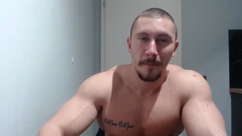 Snapshot of angelofit chatting on February 13, 2025, 9:17 pm ------- SEX SHOW WITH GUYS AND GIRLS MUSCLE SHOW online show from February 13, 2025, 9:17 pm