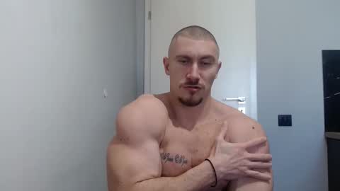 Snapshot of angelofit chatting on February 14, 2025, 12:14 pm ------- SEX SHOW WITH GUYS AND GIRLS MUSCLE SHOW online show from February 14, 2025, 12:14 pm