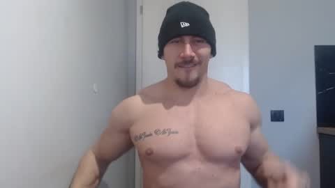 Snapshot of angelofit chatting on February 20, 2025, 9:22 am ------- SEX SHOW WITH GUYS AND GIRLS MUSCLE SHOW online show from February 20, 2025, 9:22 am