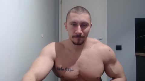 Snapshot of angelofit chatting on February 27, 2025, 9:54 am ------- SEX SHOW WITH GUYS AND GIRLS MUSCLE SHOW online show from February 27, 2025, 9:54 am