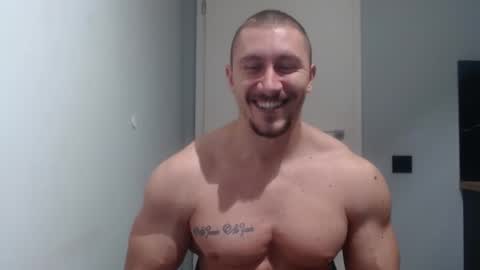 Snapshot of angelofit chatting on February 28, 2025, 7:35 pm ------- SEX SHOW WITH GUYS AND GIRLS MUSCLE SHOW online show from February 28, 2025, 7:35 pm