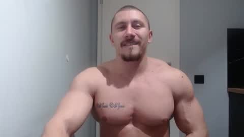 Snapshot of angelofit chatting on March 3, 2025, 11:14 pm ------- SEX SHOW WITH GUYS AND GIRLS MUSCLE SHOW online show from March 3, 2025, 11:14 pm
