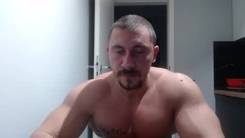 Snapshot of angelofit chatting on November 4, 2025, 5:12 pm ------- SEX SHOW WITH GUYS AND GIRLS MUSCLE SHOW online show from November 4, 2025, 5:12 pm