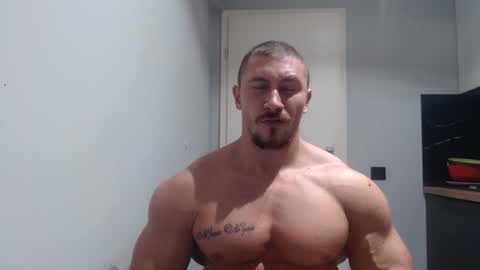 Snapshot of angelofit chatting on December 4, 2025, 4:59 pm ------- SEX SHOW WITH GUYS AND GIRLS MUSCLE SHOW online show from December 4, 2025, 4:59 pm