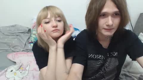 Eva online show from November 6, 2025, 8:32 pm