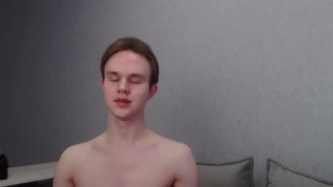 Angel online show from March 8, 2025, 9:06 am