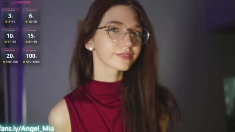 Nikki online show from April 22, 2026, 2:36 am