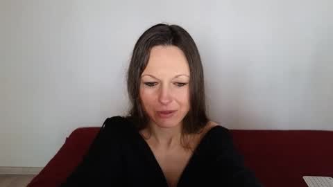 Giulia online show from February 18, 2026, 12:34 pm