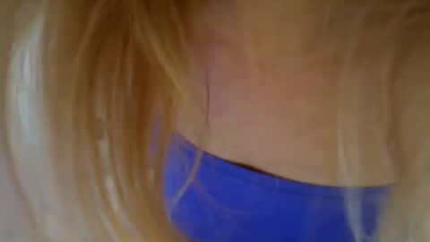 Snapshot of angelsquirting chatting on March 27, 2026, 6:30 am Alesia online show from March 27, 2026, 6:30 am