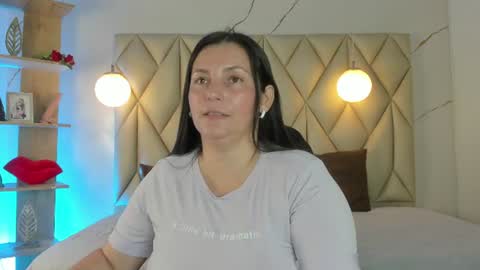 Snapshot of angelswets chatting on June 29, 2026, 2:06 pm ANGIE online show from June 29, 2026, 2:06 pm